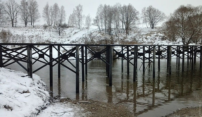 Свайные мосты: надежное решение для преодоления водных преград в Вольске от 57272 руб